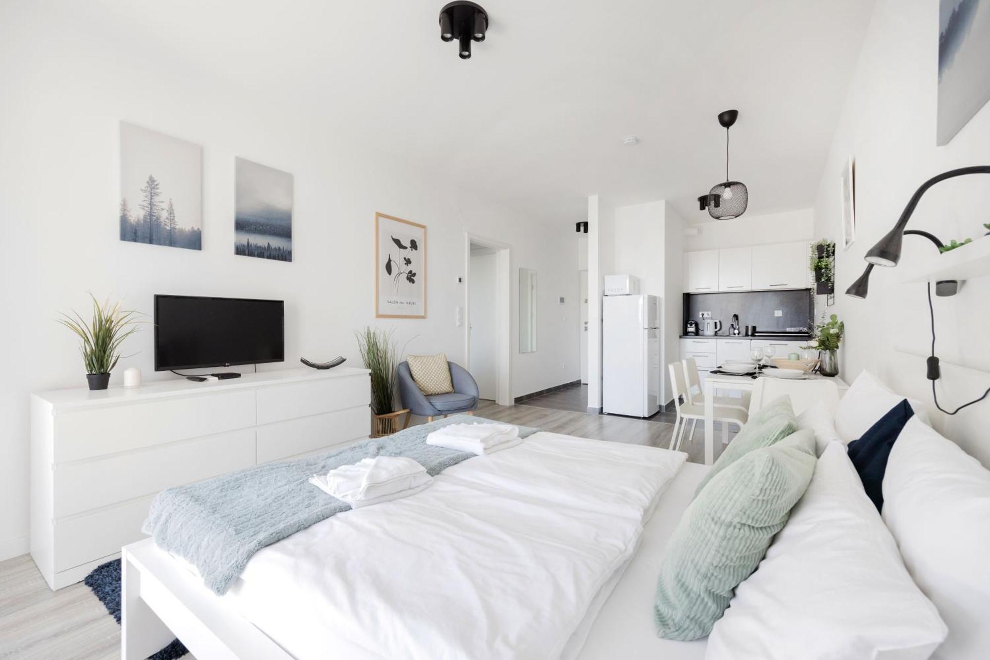 Modern Riverfront Apartment With Free Parking 부다페스트 외부 사진