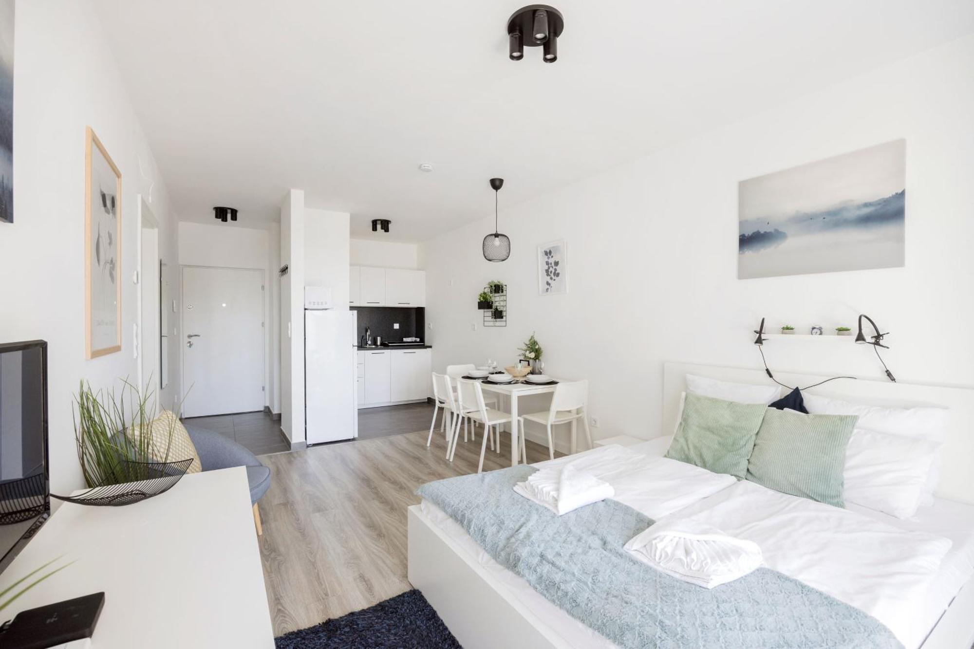 Modern Riverfront Apartment With Free Parking 부다페스트 외부 사진